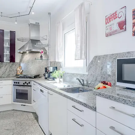 Rosa By Interhome Villa *