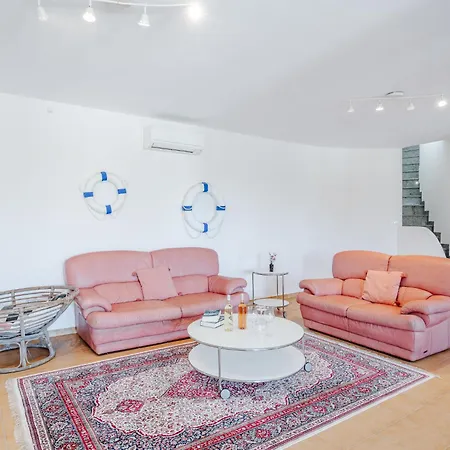 Rosa By Interhome Villa